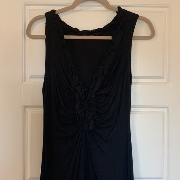 Ella Moss LBD - Picture 2 of 6